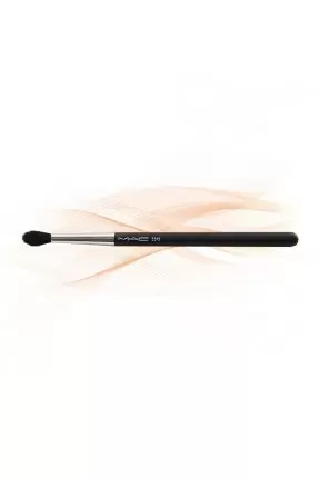 MAC 224S Tapered Blending Brush