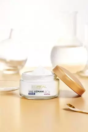 Loreal Paris Yaş Uzmanı 40+ Sıkılaştırıcı Gece Kremi 50ml