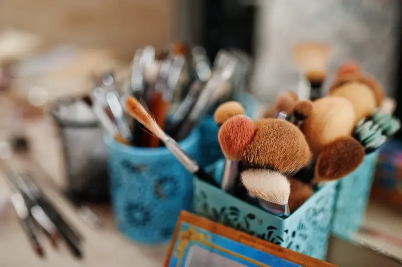 Makyaj Fırçası Nedir? Temel Makyaj Fırçaları