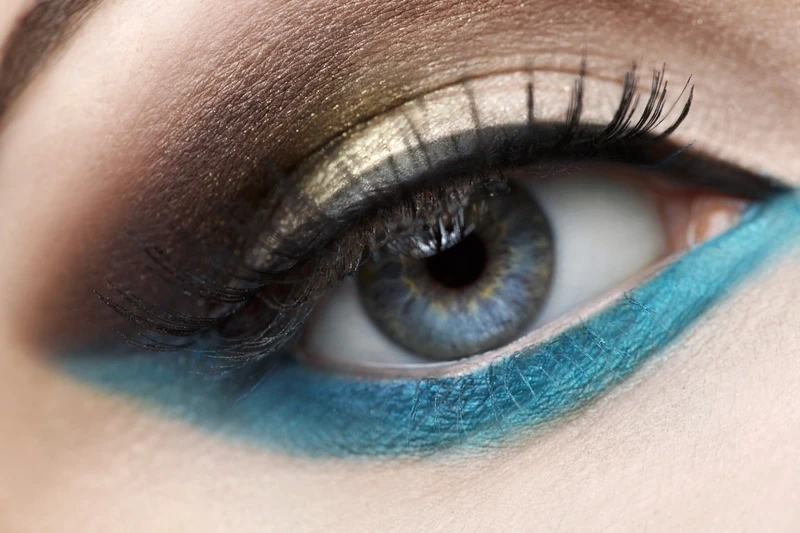 Gözü Büyük Gösteren Makyaj Önerileri