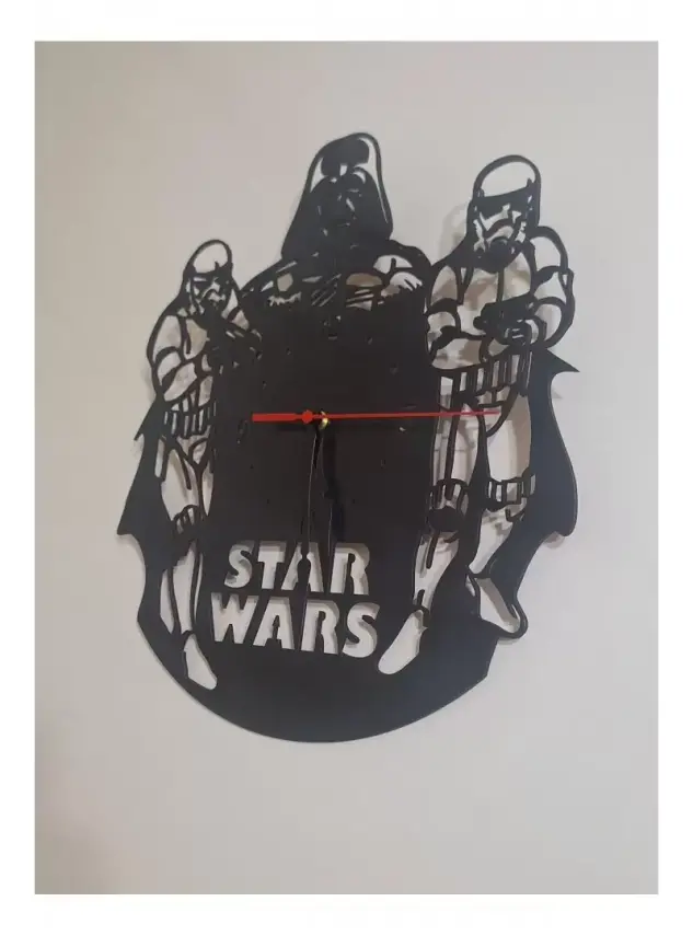 Ebruli Sanat Tasarım Starwars Özel Tasarım Ahşap Duvar Saati - 1