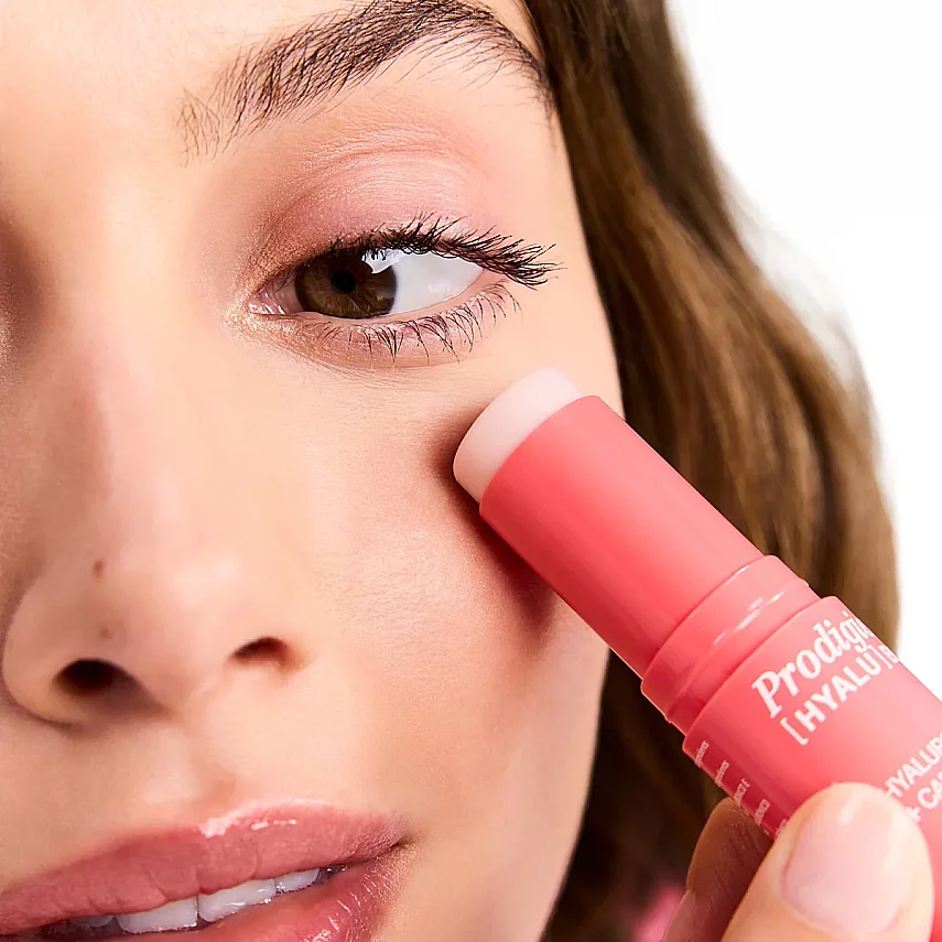 Nuxe Prodigieuse Hyalu Boost Canlandırıcı Göz Çevresi Stick 8.5gr - 2